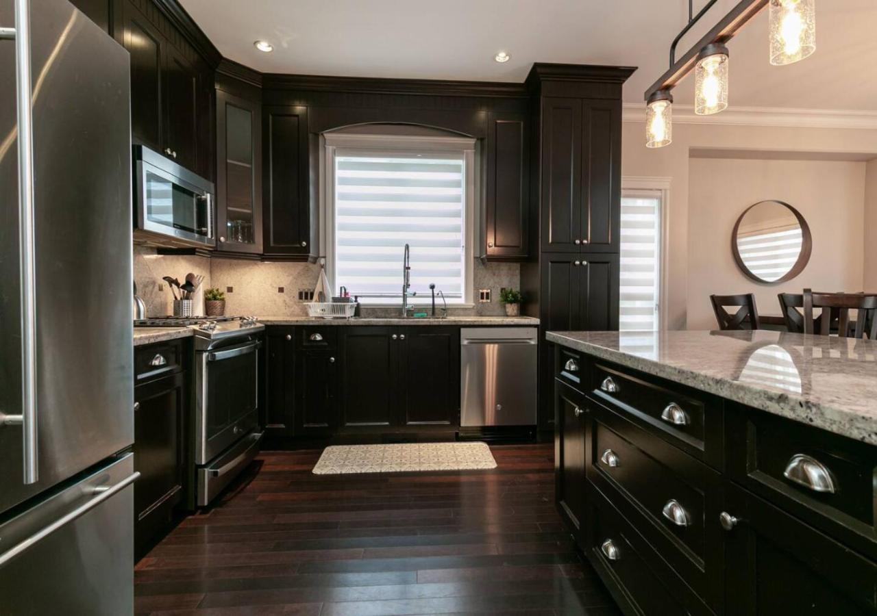 ויקטוריה Bellamy Manor Large Home With 5Beds! In Langford מראה חיצוני תמונה