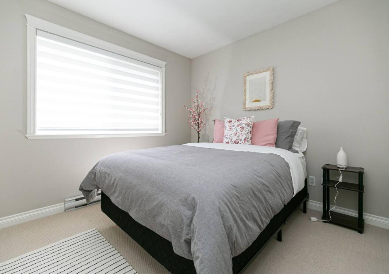 ויקטוריה Bellamy Manor Large Home With 5Beds! In Langford מראה חיצוני תמונה